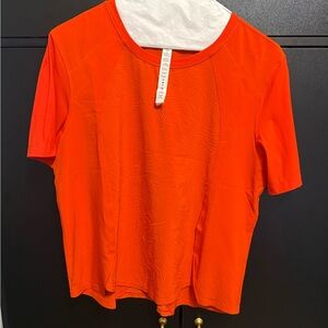 lululemon Women's Short Sleeve textured Tee